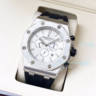 High Quality Audemars Piguet Royal Oak Offshore White Dial Black Rubber Strap Watch 44mm